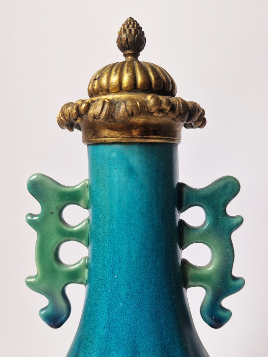A Monochrome Vase In Turquoise Chinese 19th Century Porcelain With Louis XVI Style Mounts-photo-1