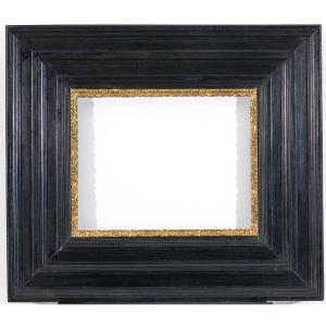 Superbe Cadre Noir Ancien Du 18ème Ou 19ème Siècle Avec Filet Doré Vue : 42 X 32,5 Cm 