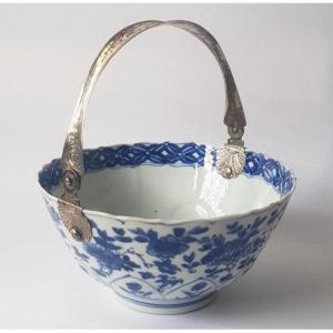 Bowl From The Kangxi Period (1662 - 1722) In Blue And White Porcelain - Diameter 15.2 Cm