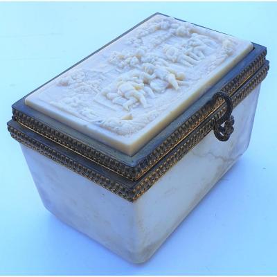 Chest Jewelry Box