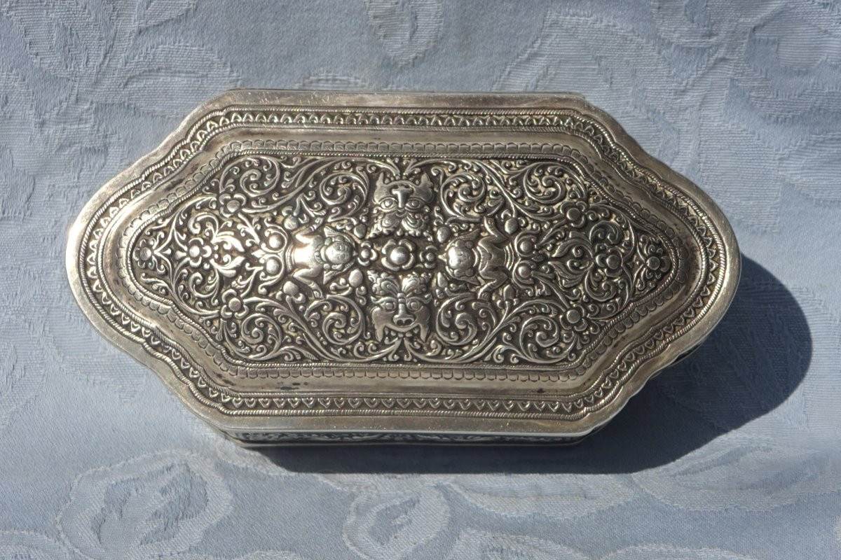 Antique 19th Century Silver Sri Lankan Tobacco Box -photo-2