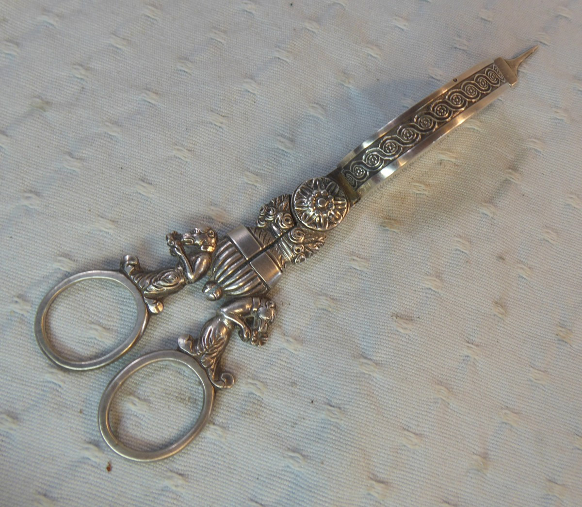 18th Century Spanish Silver Candle Snuffers.-photo-3