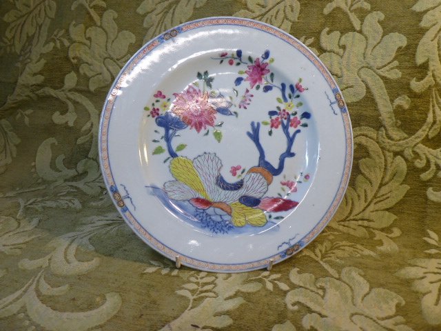 Paire d'assiettes chinoises en porcelaine de la famille rose Feuille de tabac, époque Qianlong-photo-3