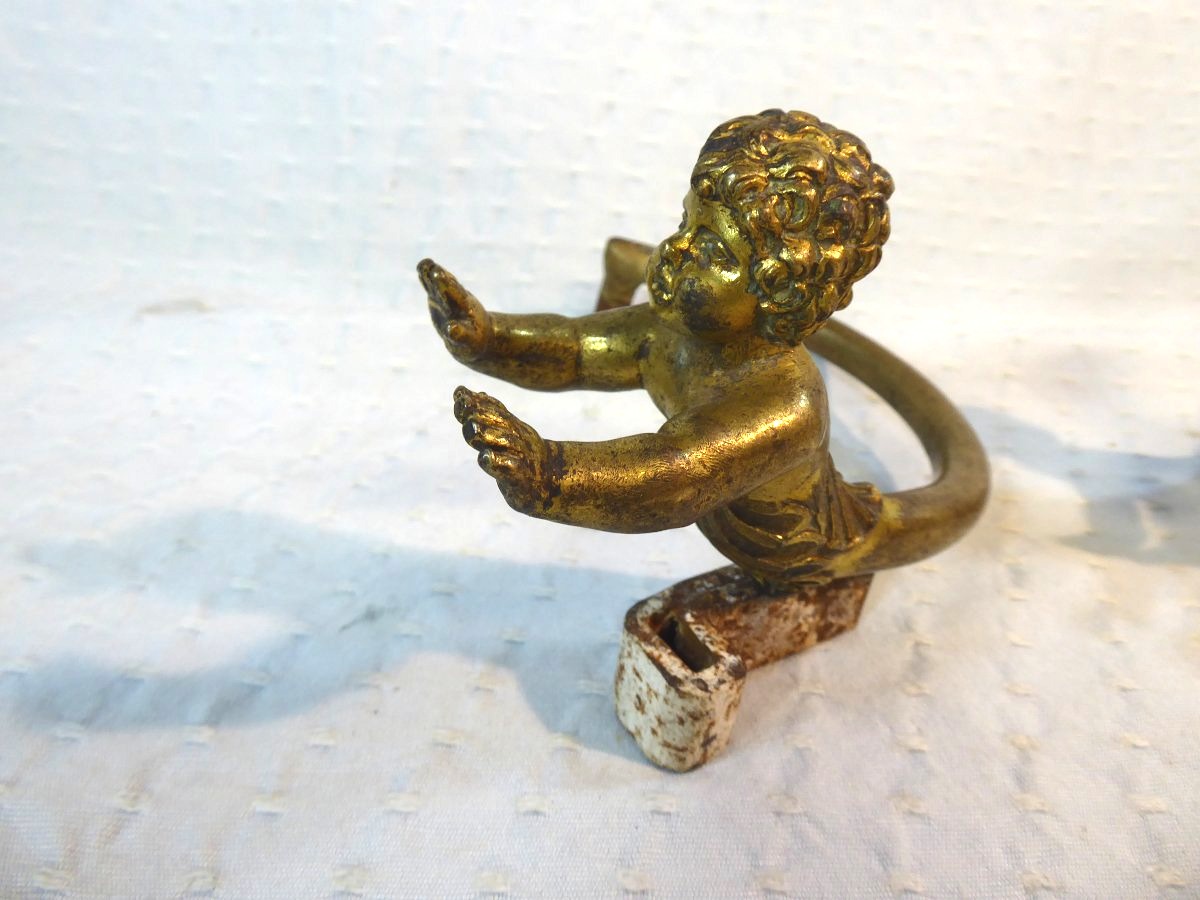 Pair Of Gilded Bronze Curtain Tiebacks Decorated With Putti-photo-3
