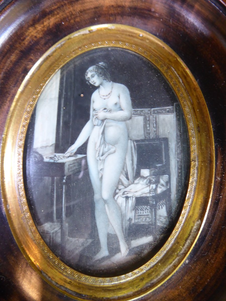 Une paire de miniatures en grisaille représentant des nus, datant de la Belle Époque.-photo-4