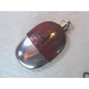 Flasque à whisky anglaise du XIXe siècle pour gentleman.