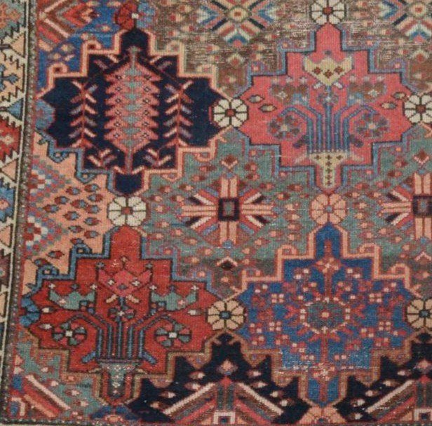 Tapis ancien, famille des Bakhtiar, 136 x 200 cm, laine nouée main, Iran milieu du XXème Siècle-photo-4