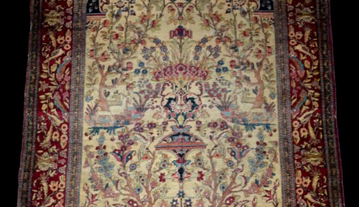 Tapis Ispahan ancien de forme prière, 137 x 207 cm, laine nouée main Perse (iran) fin du XIXème-photo-1