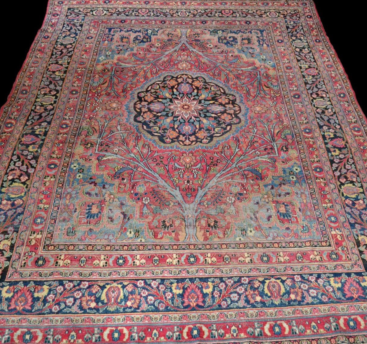 Important Old Tabriz, 253 X 357 Cm, Hand-knotted Wool In Persia (iran) In The 19th Century
