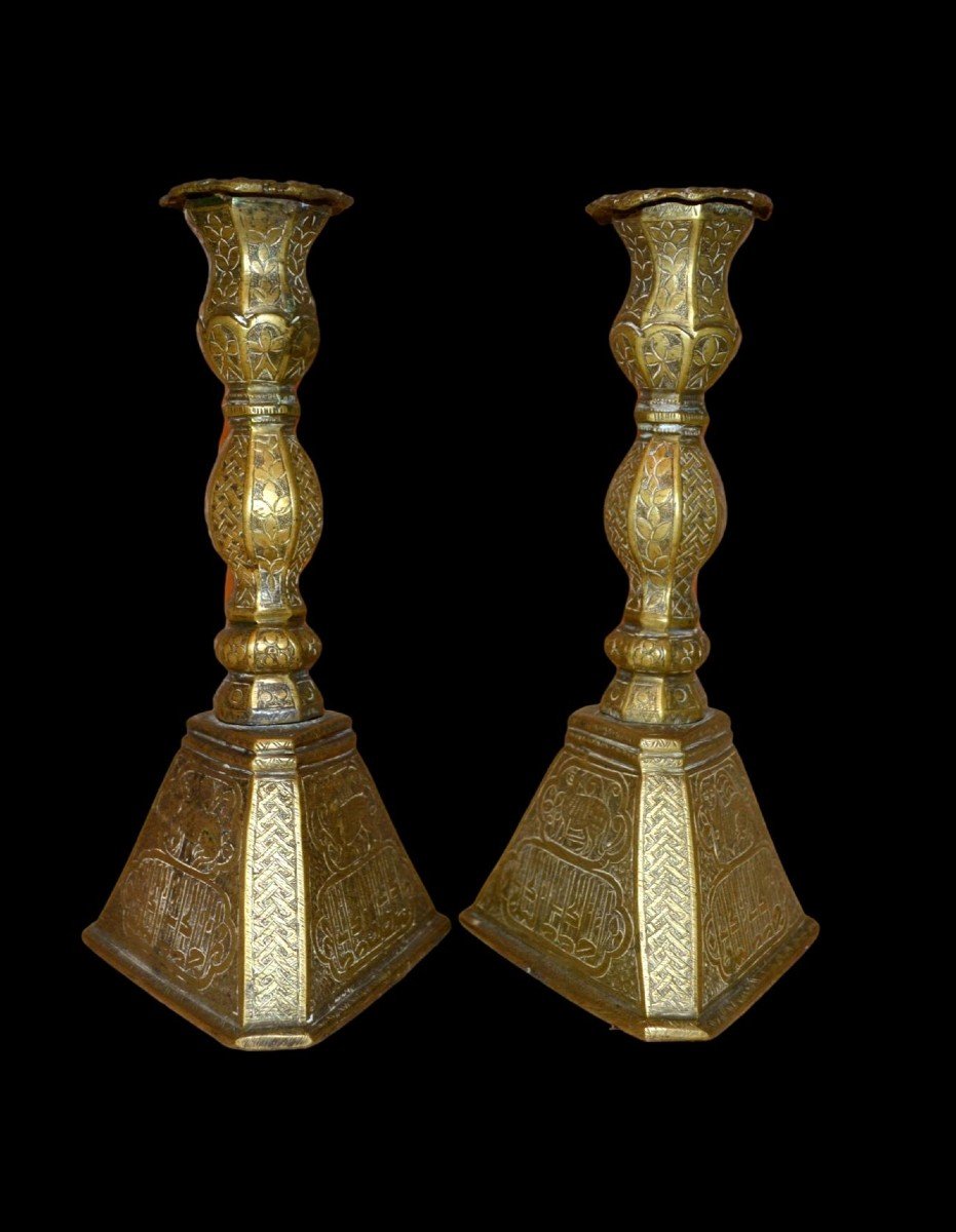 Indo-perse, paire de bougeoirs en bronze, gout du XVIIIème siècle européen, époque XIXème-photo-2