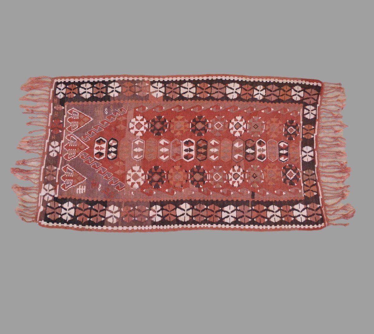 Kilim anatolien, 77 cm x 138 cm, laine nouée main, décor de niche, vers 1960/1970 parfait état-photo-2