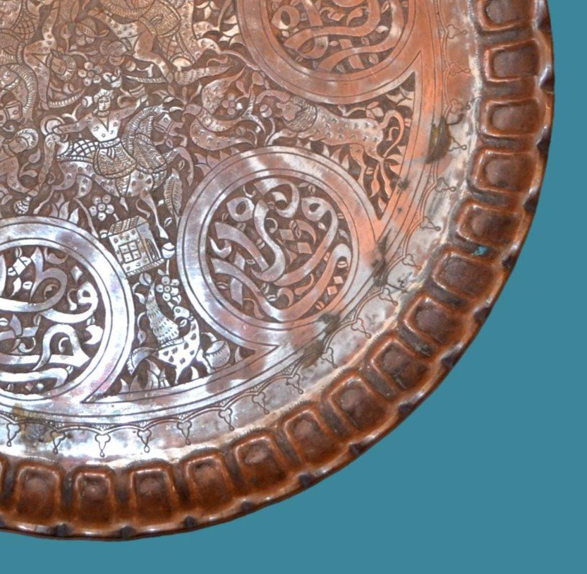 Art Kadjar, lourd et luxueux plateau en cuivre étamé, diamètre 61 cm, Perse du XIXème, superbe-photo-2