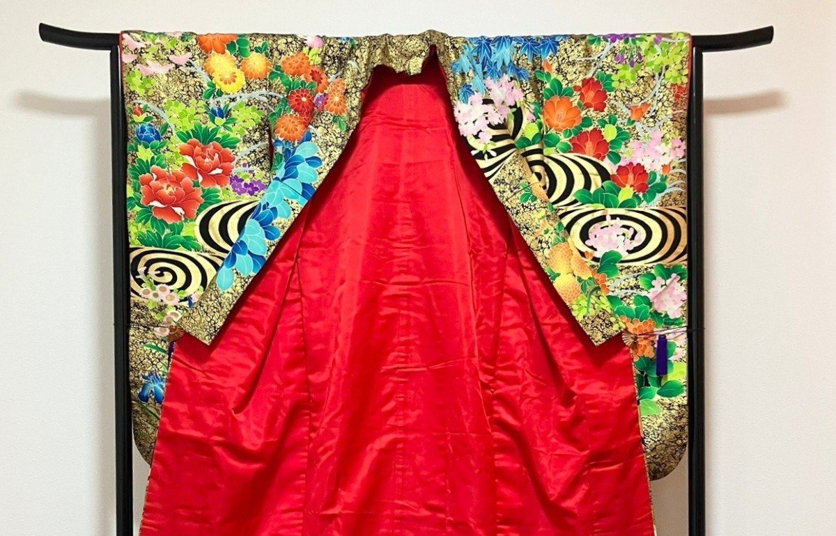 Iro-uchikake Yuzen In Silk/silk, Signed By Akiyama Akira, Master Yuzen, Japan 1970, Perfect-photo-4