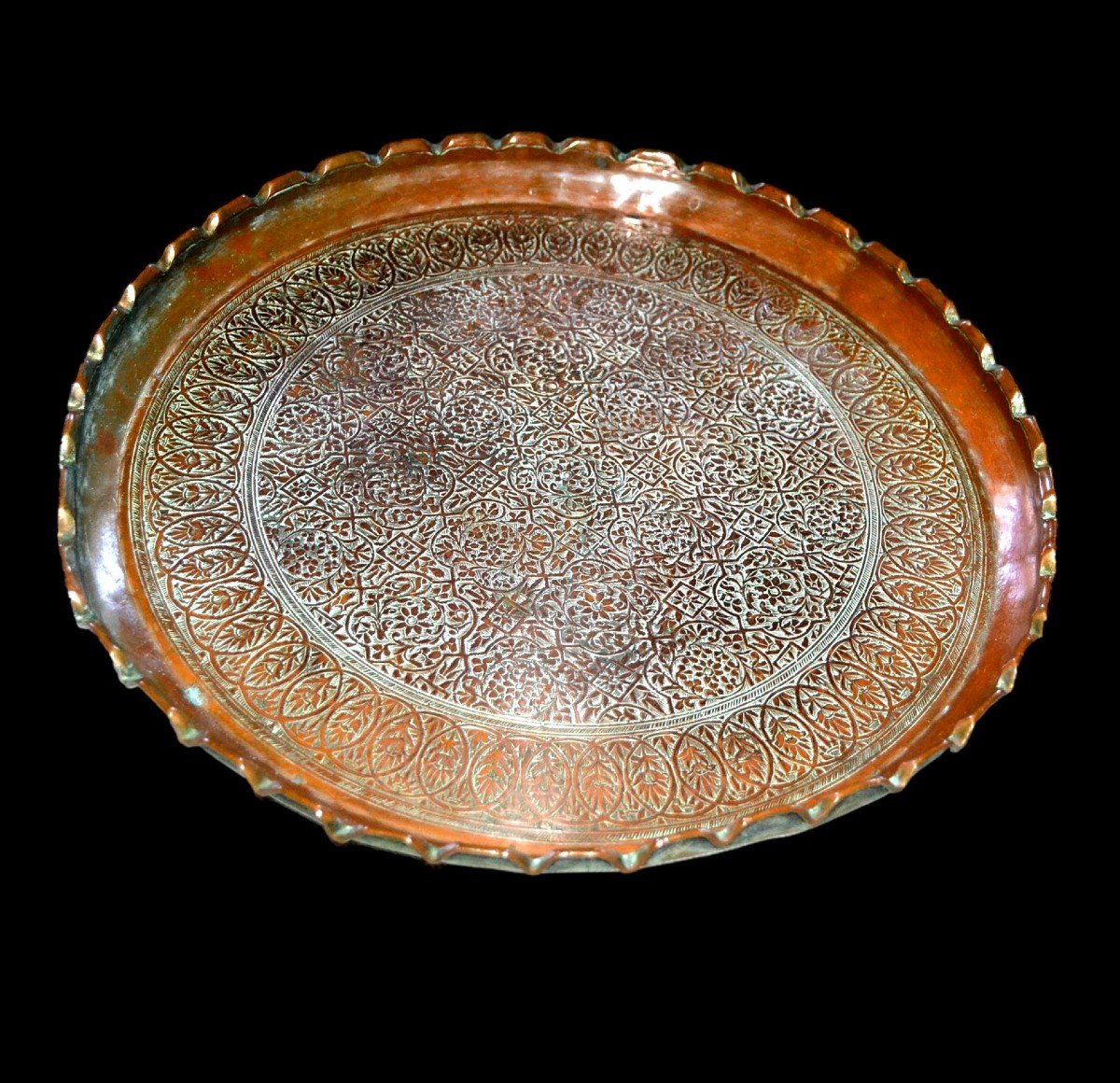 Oriental Tray With Floral Decoration Engraved With A Chisel, Red Copper, Turkey From The 19th Century-photo-2