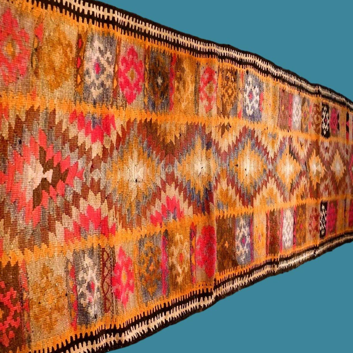 Kurdish Herki Carpet-gallery, 100 Cm X 303 Cm, Hand-woven Wool, Anatolia Or Iraq, Early 20th Century-photo-2