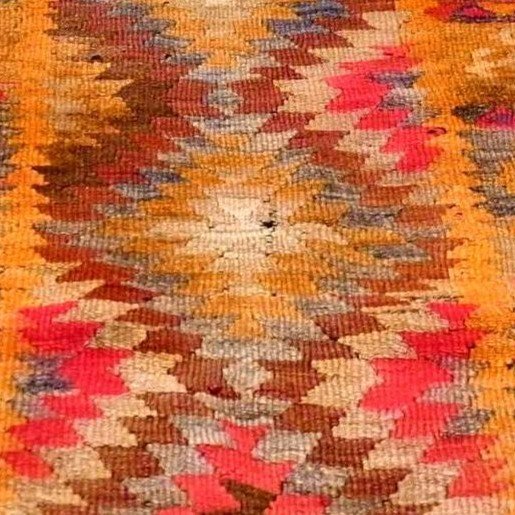 Kurdish Herki Carpet-gallery, 100 Cm X 303 Cm, Hand-woven Wool, Anatolia Or Iraq, Early 20th Century-photo-1