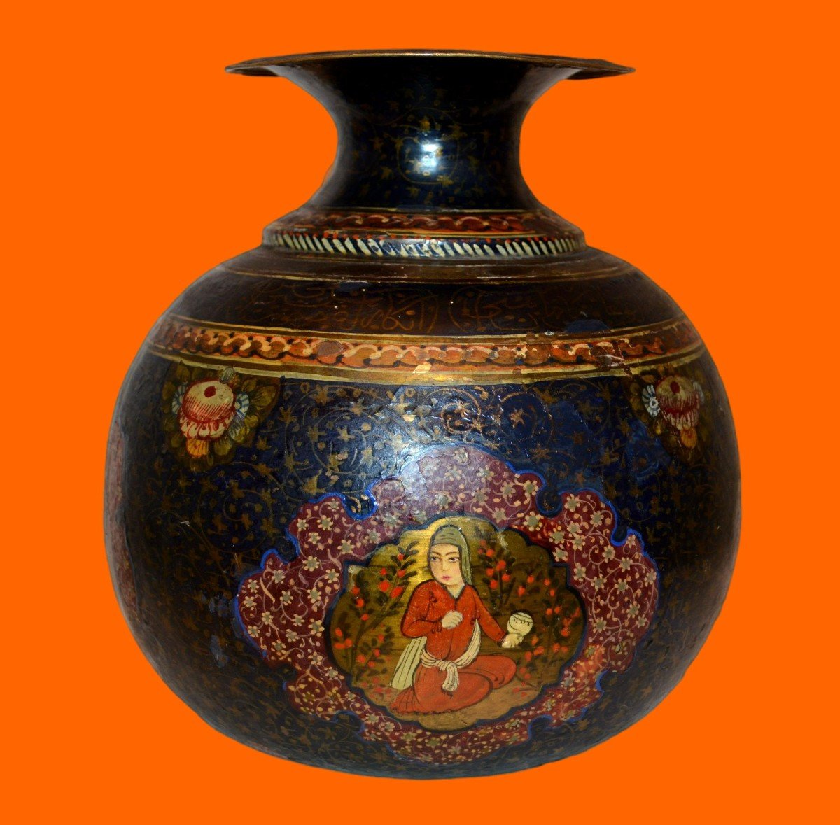 Rare vase, bronze peint, calligraphies, miniatures persanes, époque Kadjar, Perse XIXème Siècle-photo-1