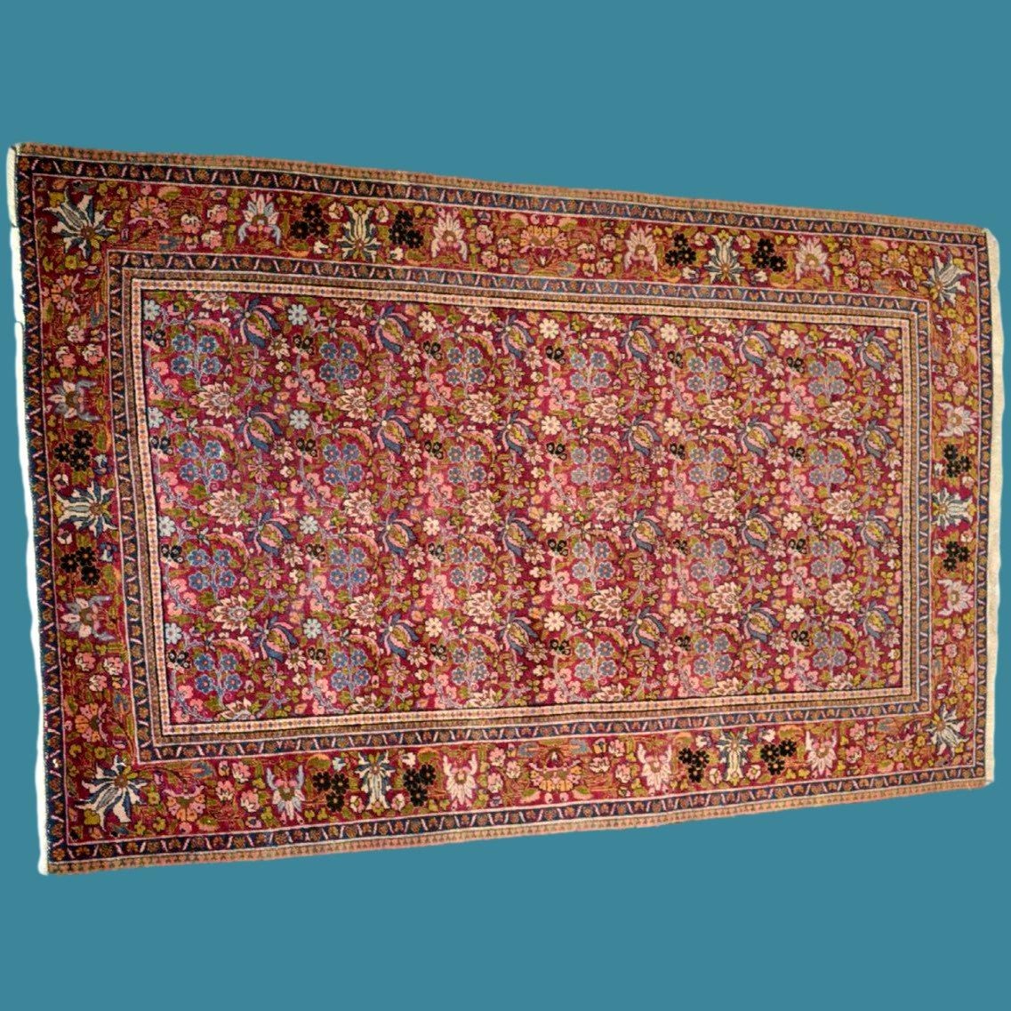 Old Floral Kirman, 139 X 216 Cm, Hand-knotted Wool In Persia, Iran, Late 19th And Early 20th Centuries-photo-2