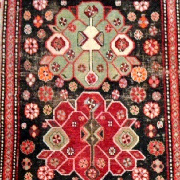 Kazak de prière ancien, 113 cm x 152 cm, laine nouée main au Caucase au milieu du XIXème siècle-photo-2