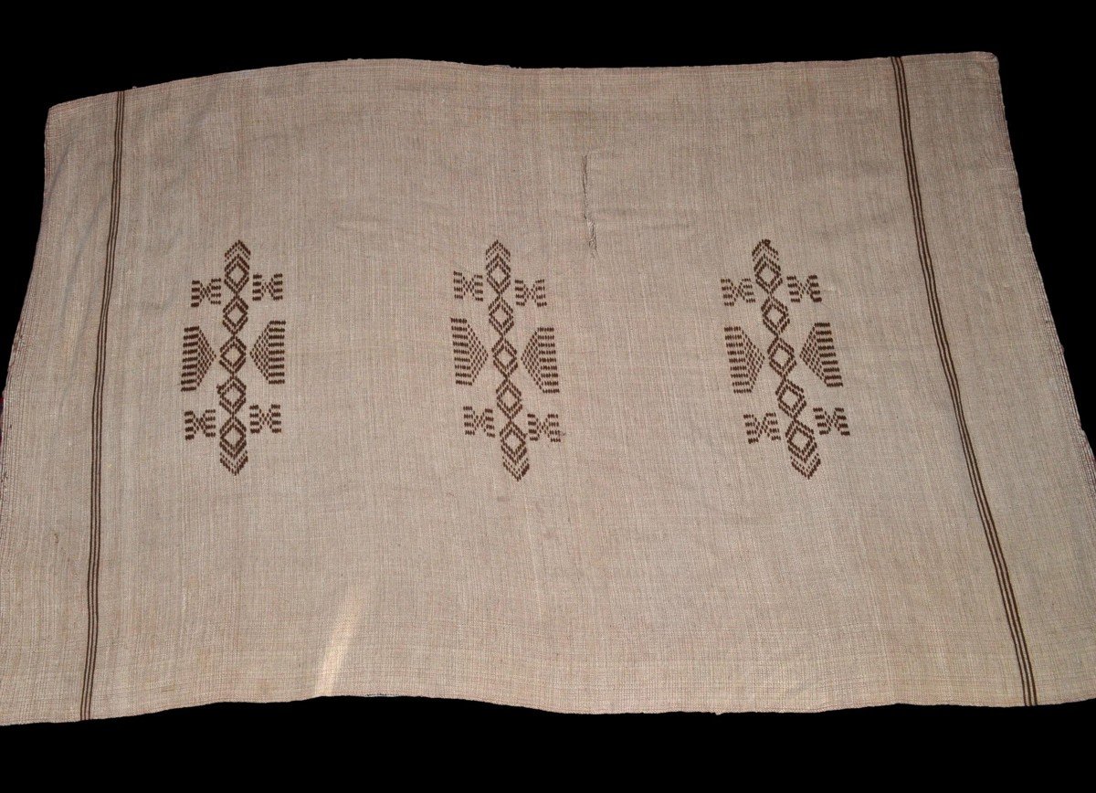 Couverture Berbère en laine, 176 cm x 276 cm, tissée par les femmes, Tunisie avant 1950-photo-2
