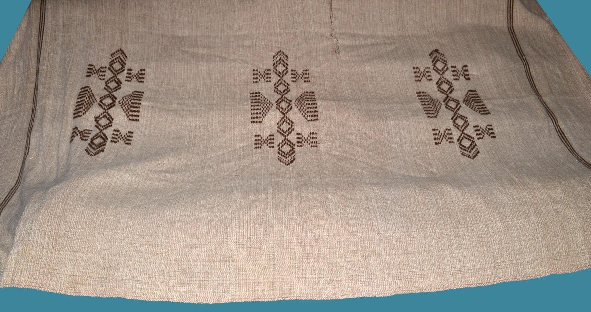 Couverture Berbère en laine, 176 cm x 276 cm, tissée par les femmes, Tunisie avant 1950-photo-3