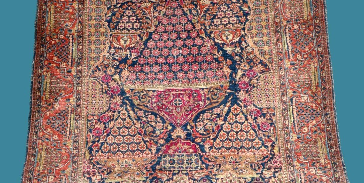 Tapis Ghoum floral ancien, 144 x 204 cm, laine & soie nouée main en Perse, Iran vers 1920-1930-photo-2