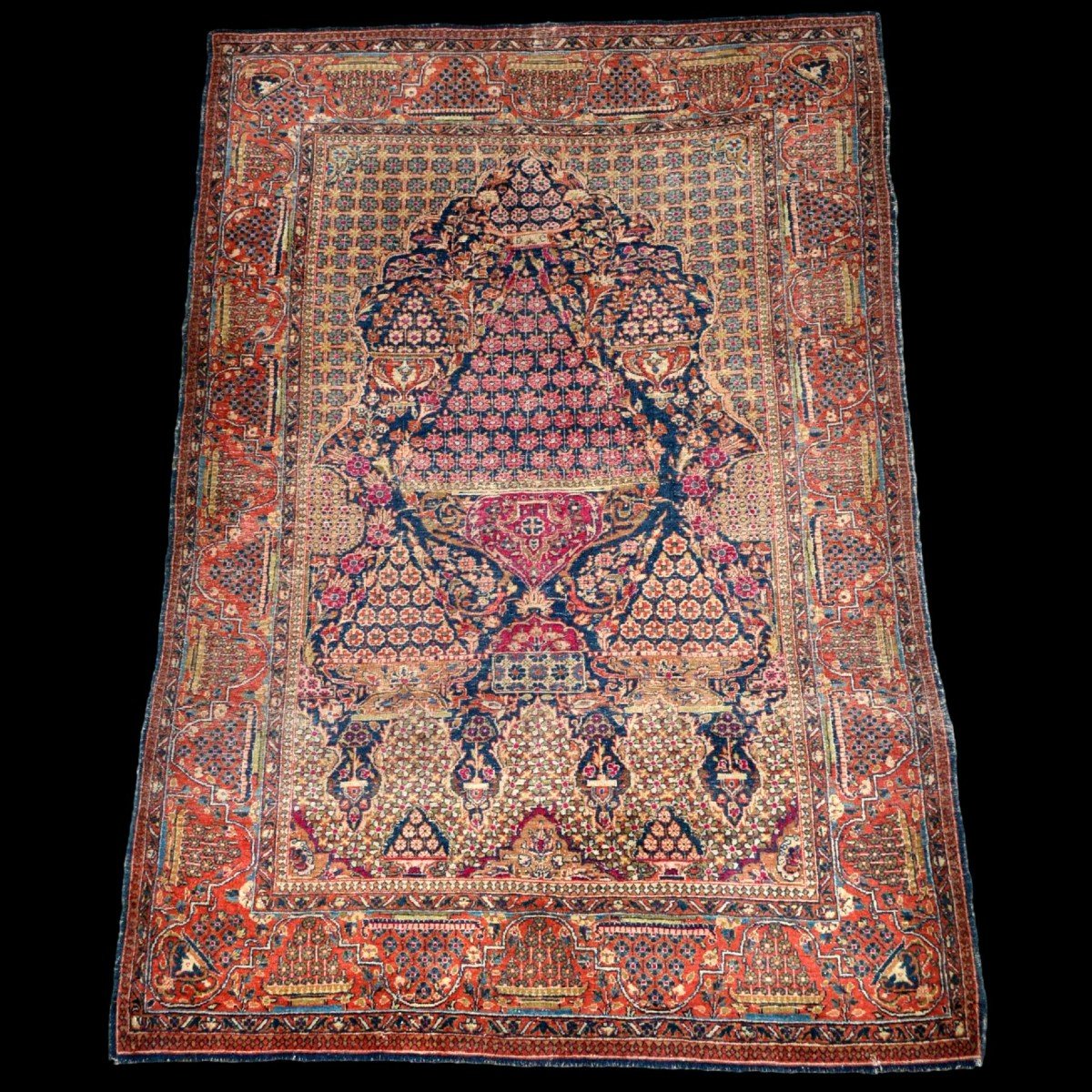 Tapis Ghoum floral ancien, 144 x 204 cm, laine & soie nouée main en Perse, Iran vers 1920-1930-photo-8