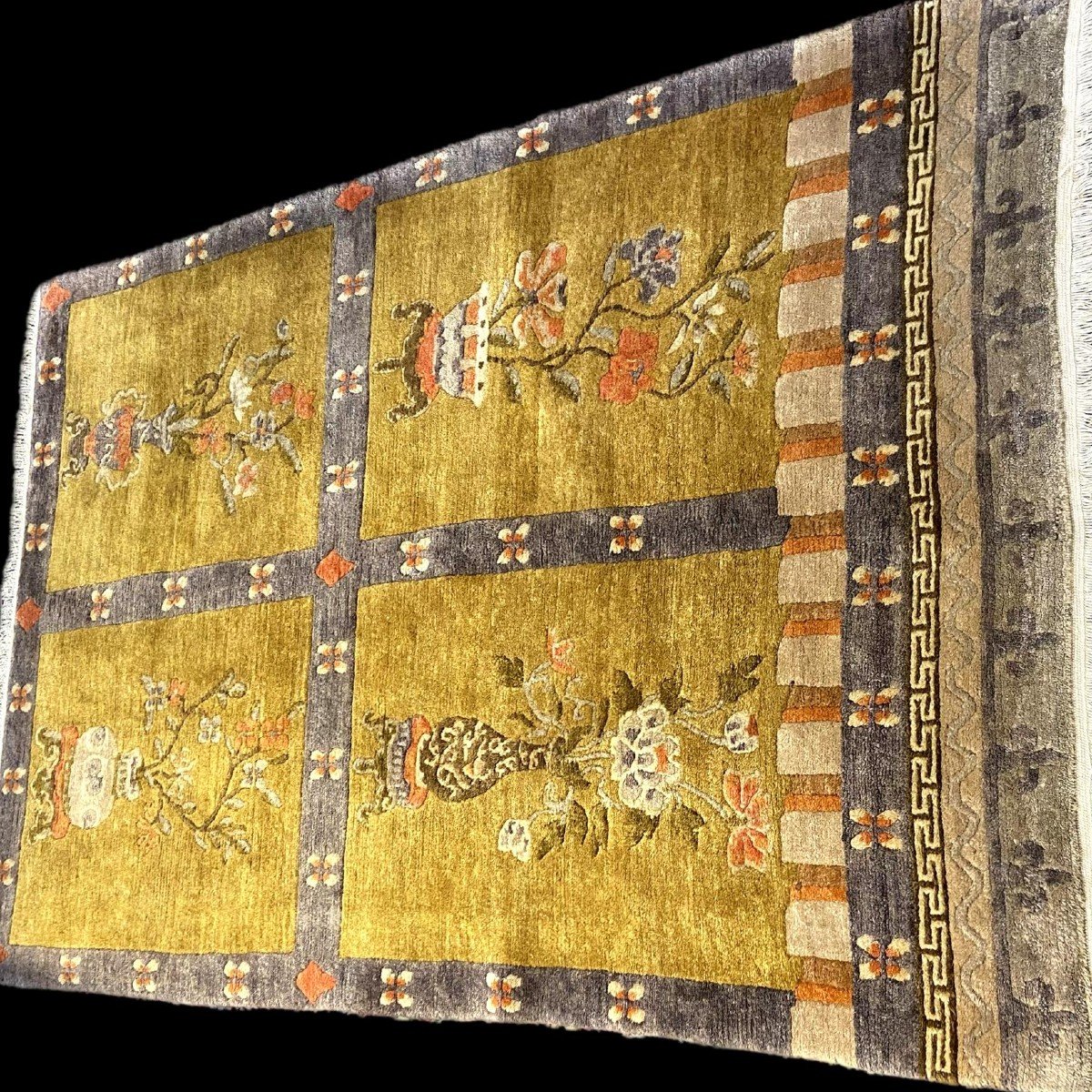 Carpet With Four Vases, Kham, 120 X 175 Cm, Hand-knotted Wool In Tibet Around 1960, Perfect Condition-photo-4