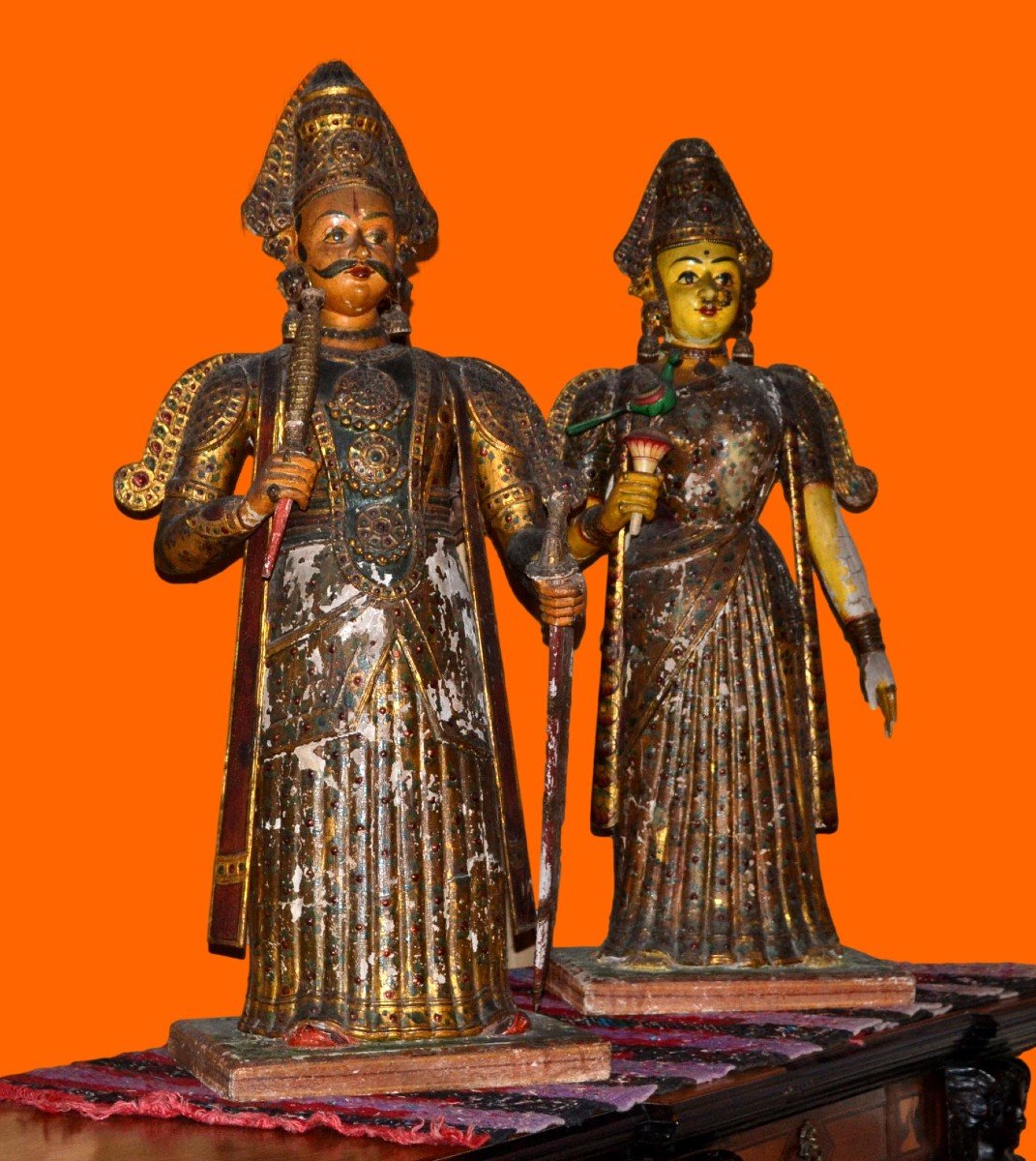 Importante et rare paire de statues Gangaur, Rajasthan, Inde du XIXème siècle-photo-2