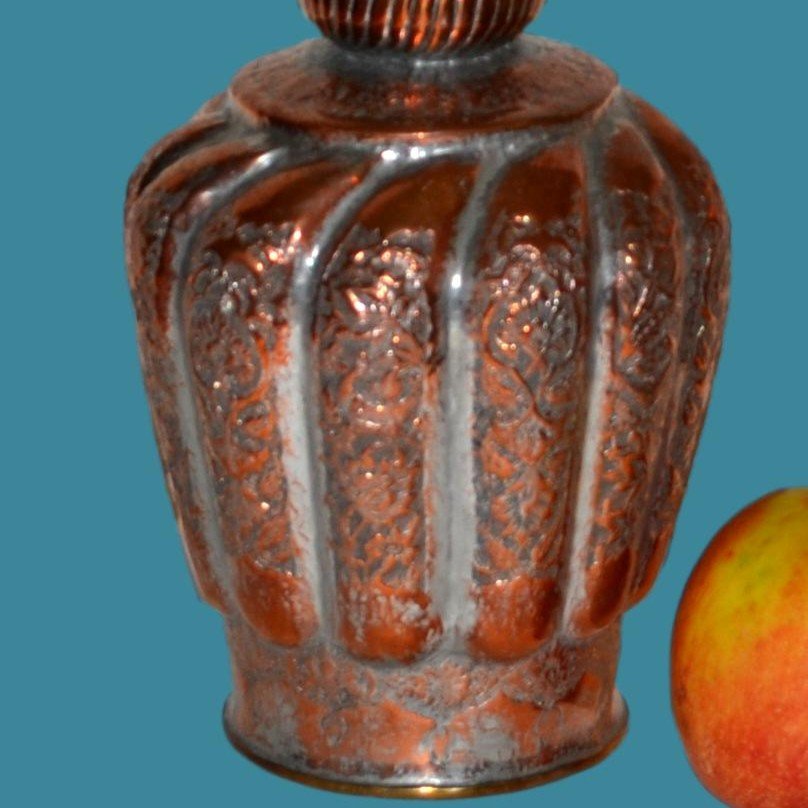 Flacon persan ancien, à eau de rose, décor floral gravé au burin sur cuivre, 1900, Kadjar-photo-4