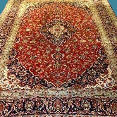 Tapis Kashan, persan, 253 cm x 366 cm, laine kork nouée main en Iran vers 1970 en parfait état
