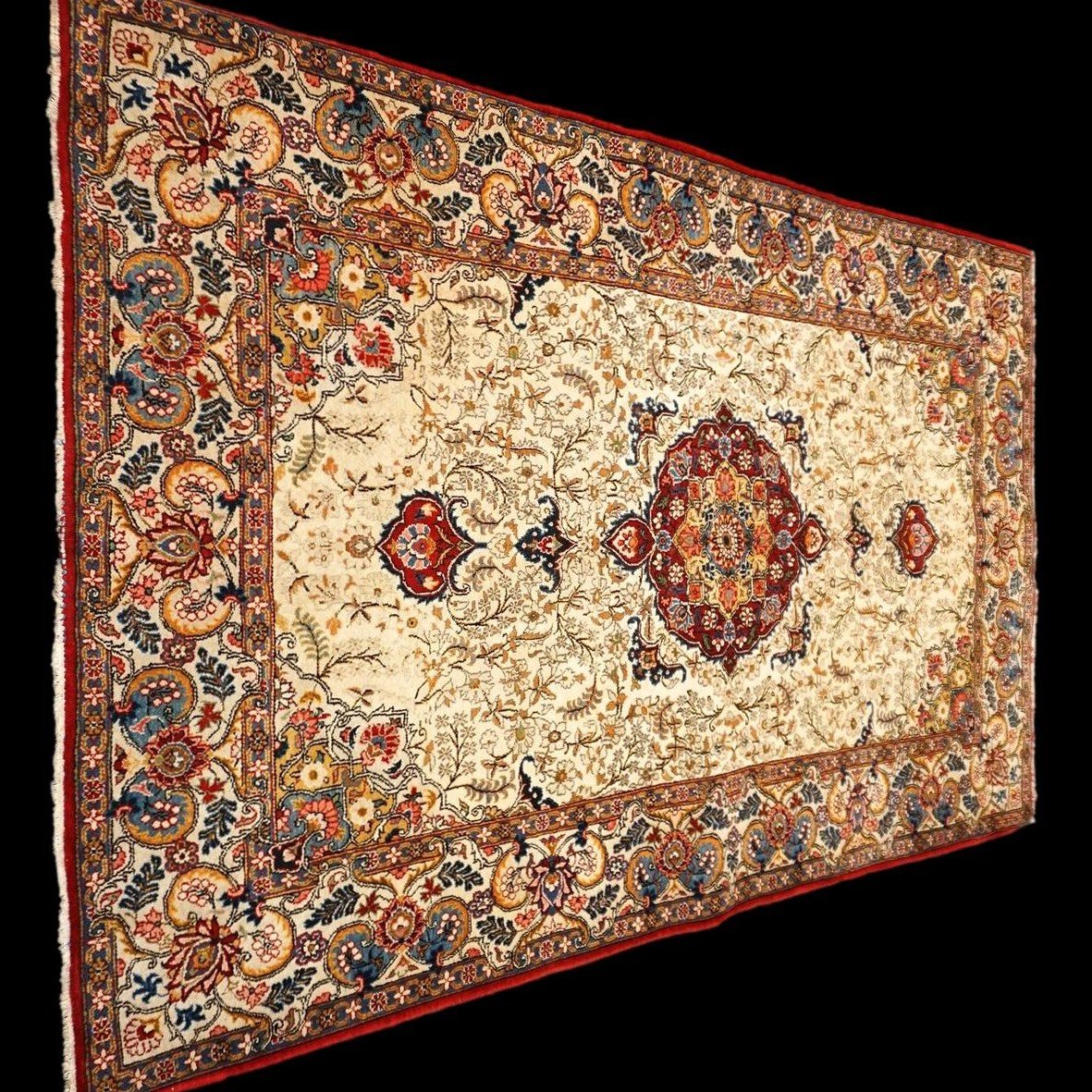 Kashan Rug, 135 X 213 Cm, Hand-knotted Wool In Iran Circa 1960, Rare Design, In Very Good Condition-photo-2