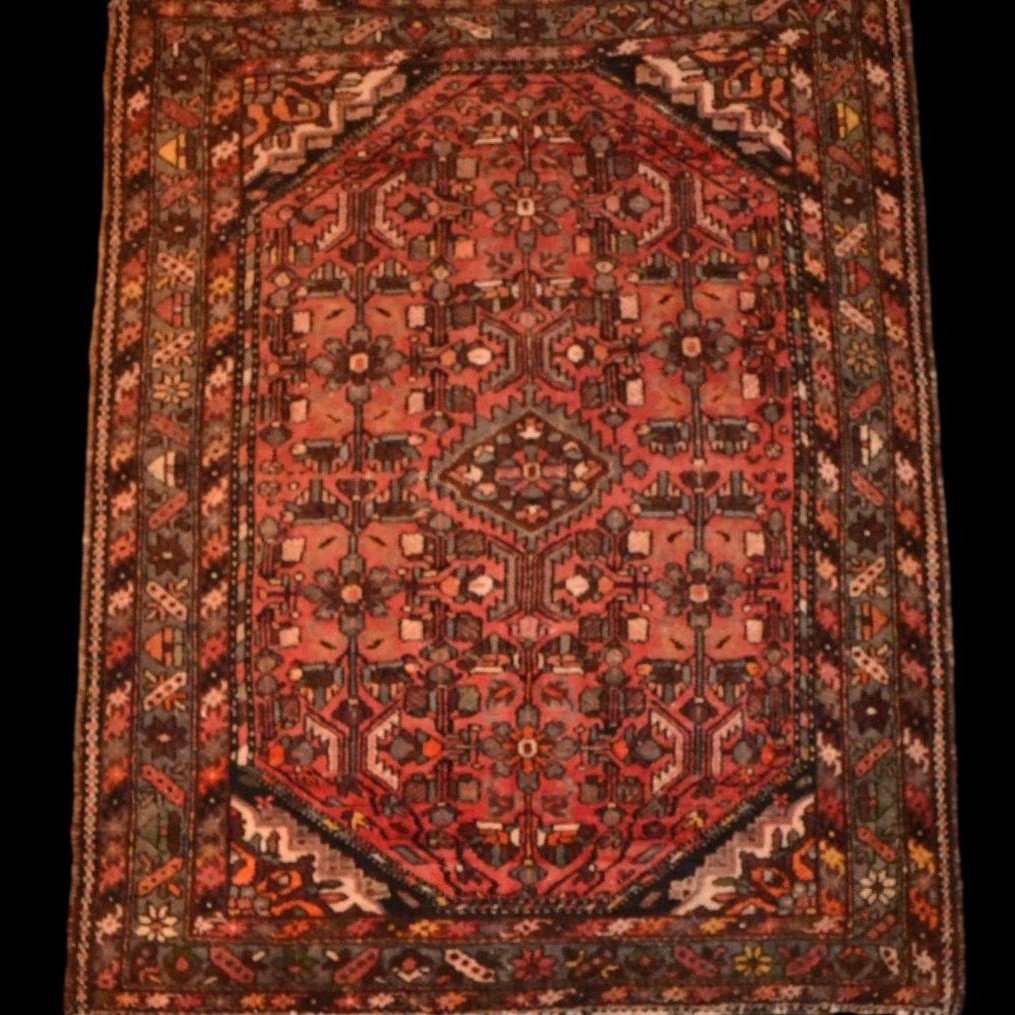 Old Hamadan Rug, 160 Cm X 204 Cm, Hand-knotted Wool Blend, Iran, Circa 1930-1950