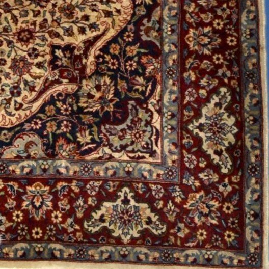 Tapis Ghoum, 140 cm x 220 cm, Indo-perse en laine nouée main vers 1980 en très bon état-photo-6