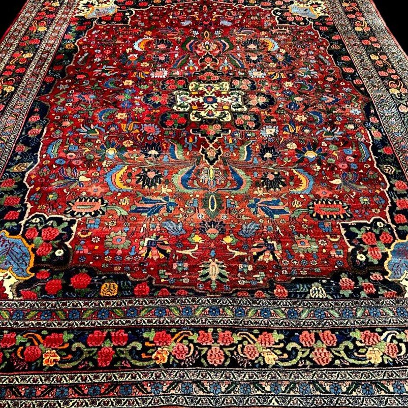 Old Bidjar Rug, 270 X 355 Cm, Hand-knotted Wool Circa 1920-1930 In Iran, In Very Good Condition 
