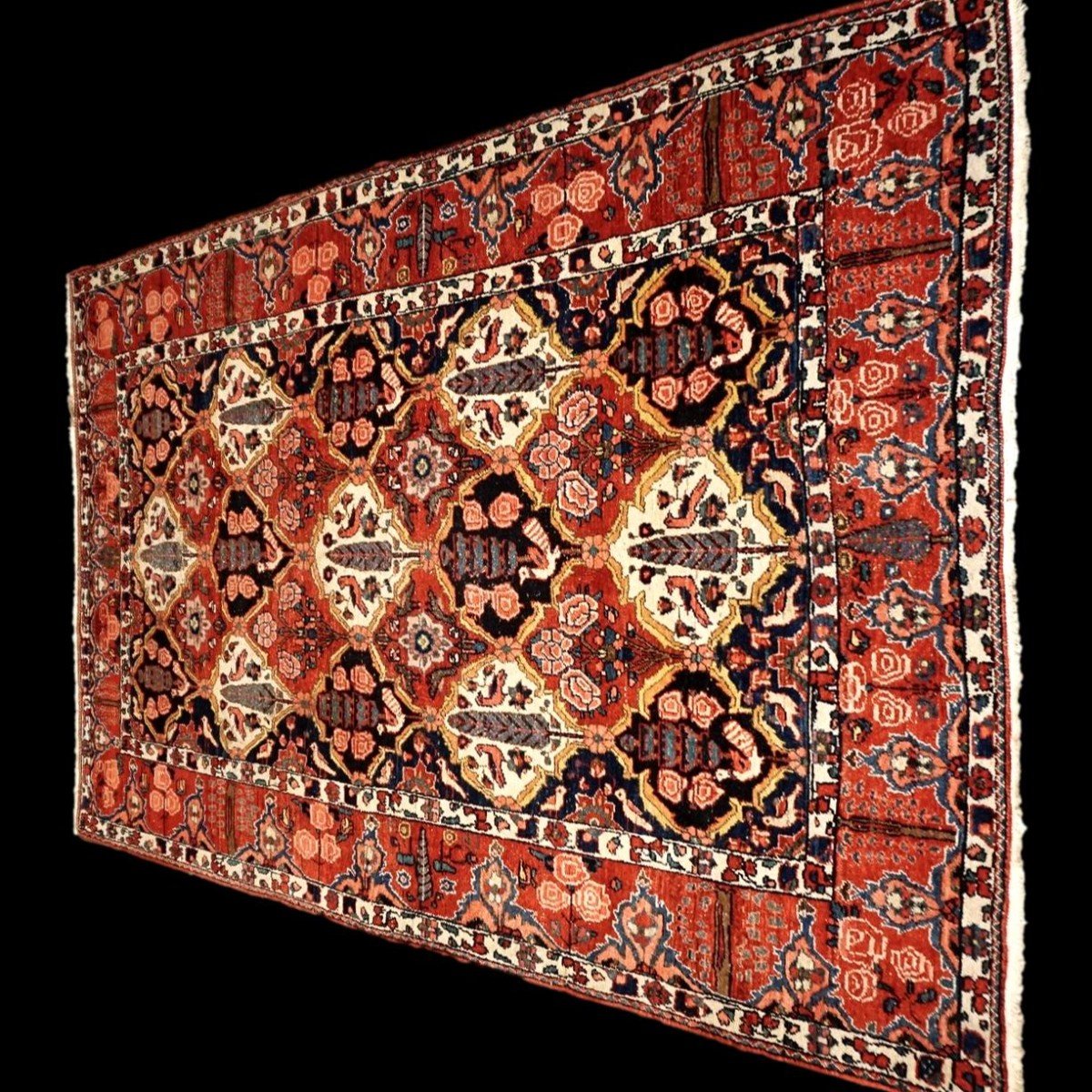 Tapis Bakhtiar ancien, 140 x 215 cm, beau persan en  laine nouée main en Iran  vers 1930-1950 -photo-4