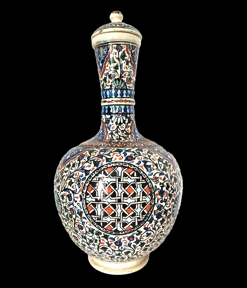 Kadjar Vase, Lion And Deer Hunting, Chased Copper, 19th Century Persia-photo-7