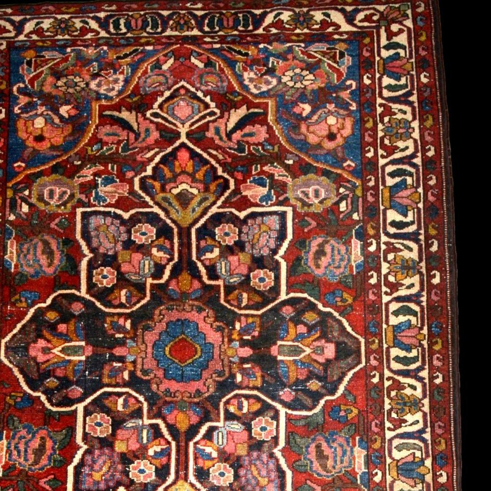 Tapis Bakhtiar ancien, 133 x 198 cm, laine nouée main en Perse, Iran, début du XXème, 1900-1920-photo-4