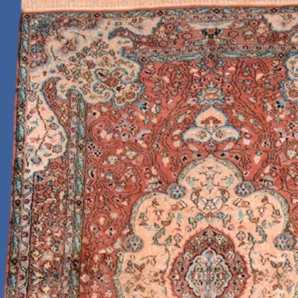 Tapis Cachemire en soie, 122 x 197 cm, noué main vers 1970, Srinagar, Cachemire, Inde du Nord-photo-3
