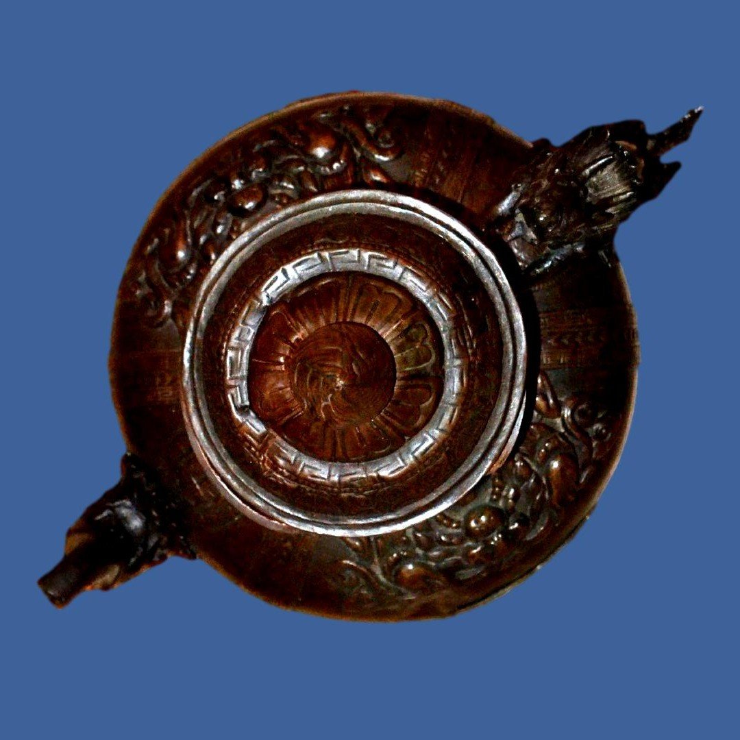Aiguière rituelle dragon, Ht 34 cm, Tibet, cuivre au repoussé, bel état de conservation, XIXème-photo-4