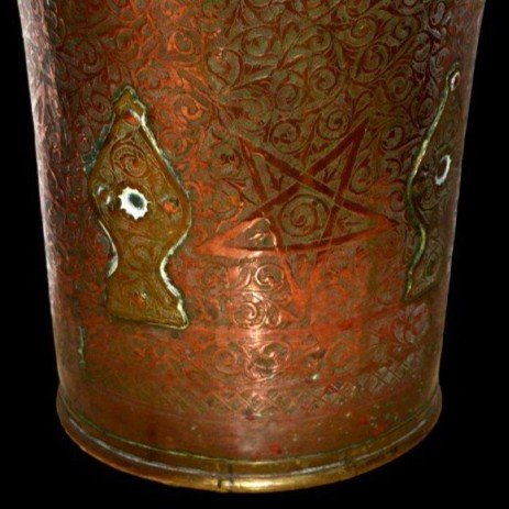 Vase oriental aux étoiles, Ht 46 cm, décor épigraphique , étoiles, laiton & cuivre, Maroc XIXè-photo-1