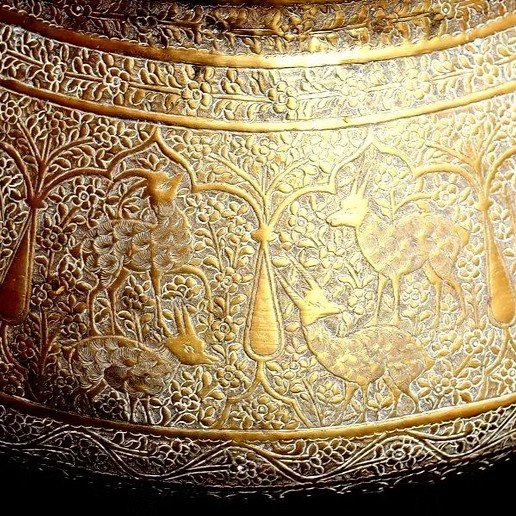 Bassin "tâs" Indo-persan, Diam. 34 cm, calligraphies, niches, animaux, ciselés finement, XIXème-photo-3