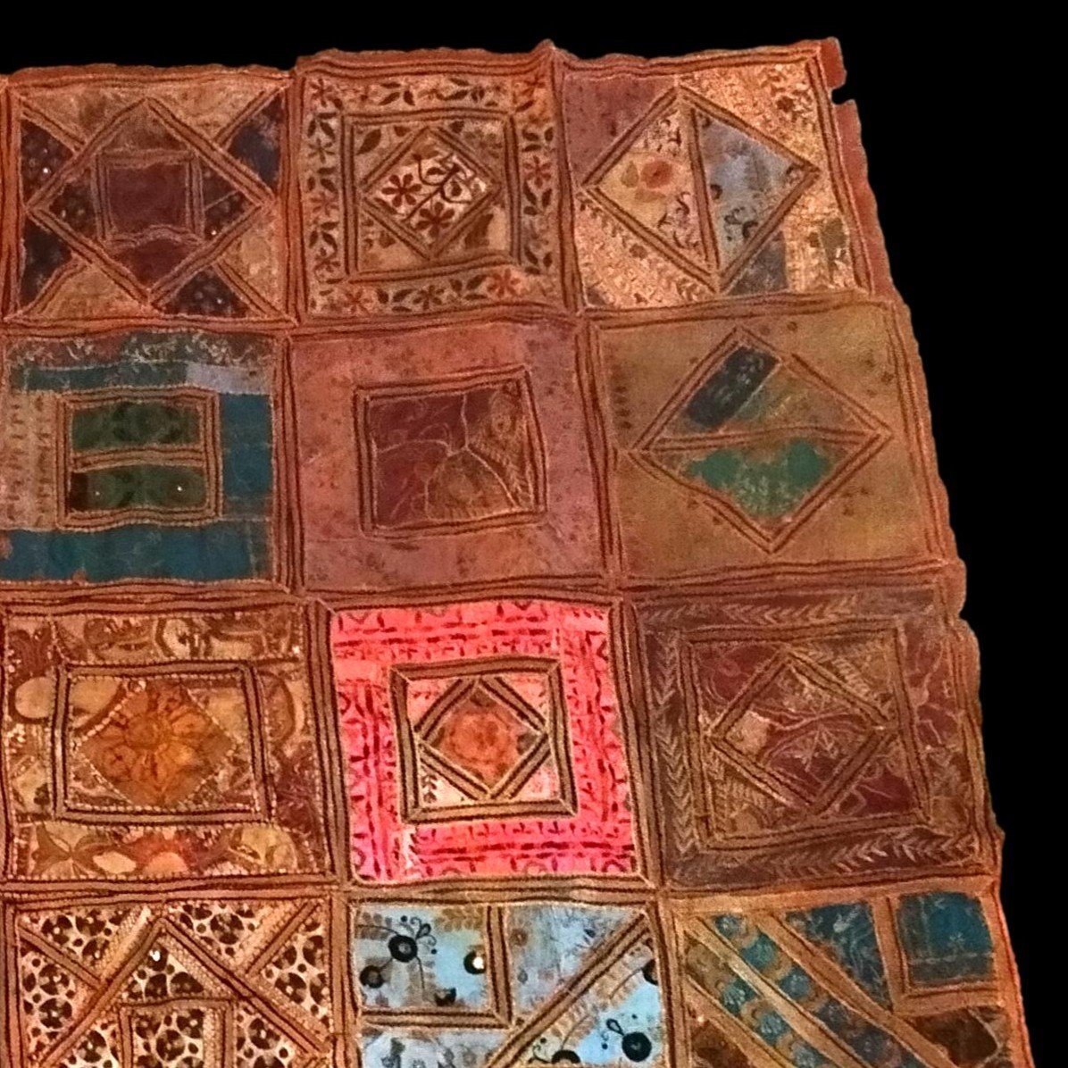 Antique Indian Wall Hanging, 193 X 196 Cm, Patchwork Of Fabrics, 19th Century, India Collection-photo-1