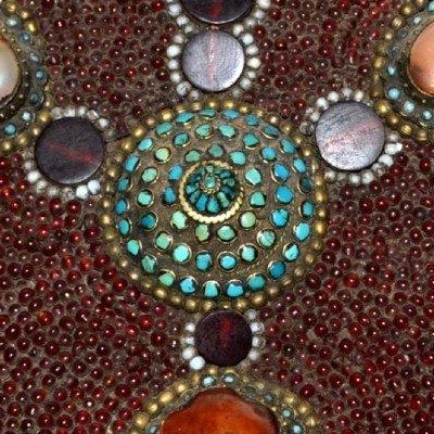 Pectoral ancien, plastron, cornaline, turquoise, corail, perles de verre, Tibet Ou Ladakh 