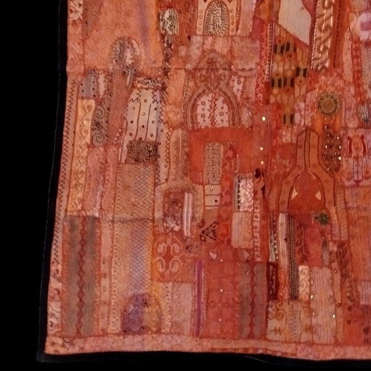 Broderie miroir ou Sheesha ancien, 156 x 210 cm, Gujarat, Inde , 1970, très bon état-photo-1
