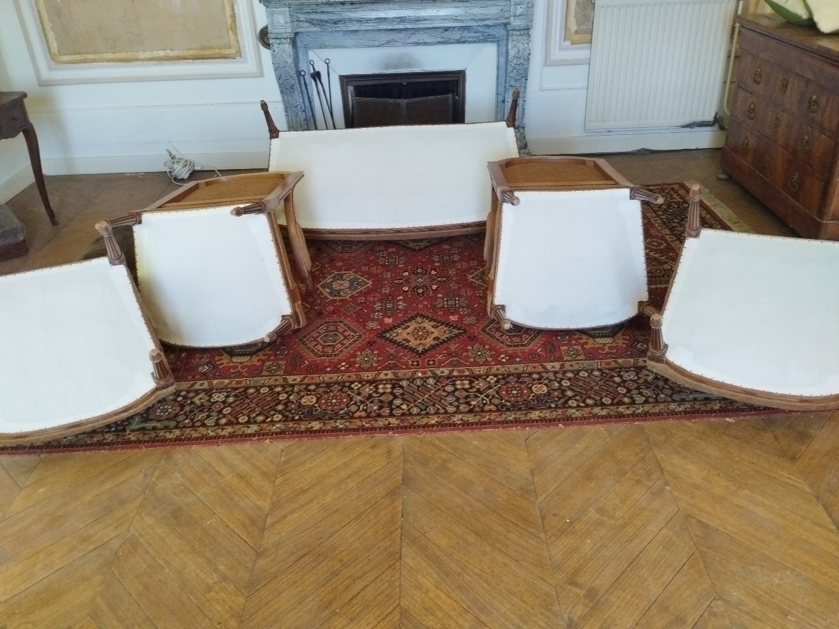 Ensemble de 4 fauteuils et 1 banquette de style Louis XVI,  1890 - 1910, en très bon état-photo-4
