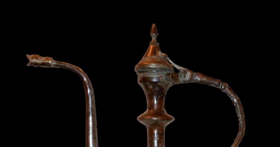 Central Asian Ewer, Height 49.5 Cm, Red Copper Engraved On All Sides, 19th Century-photo-1