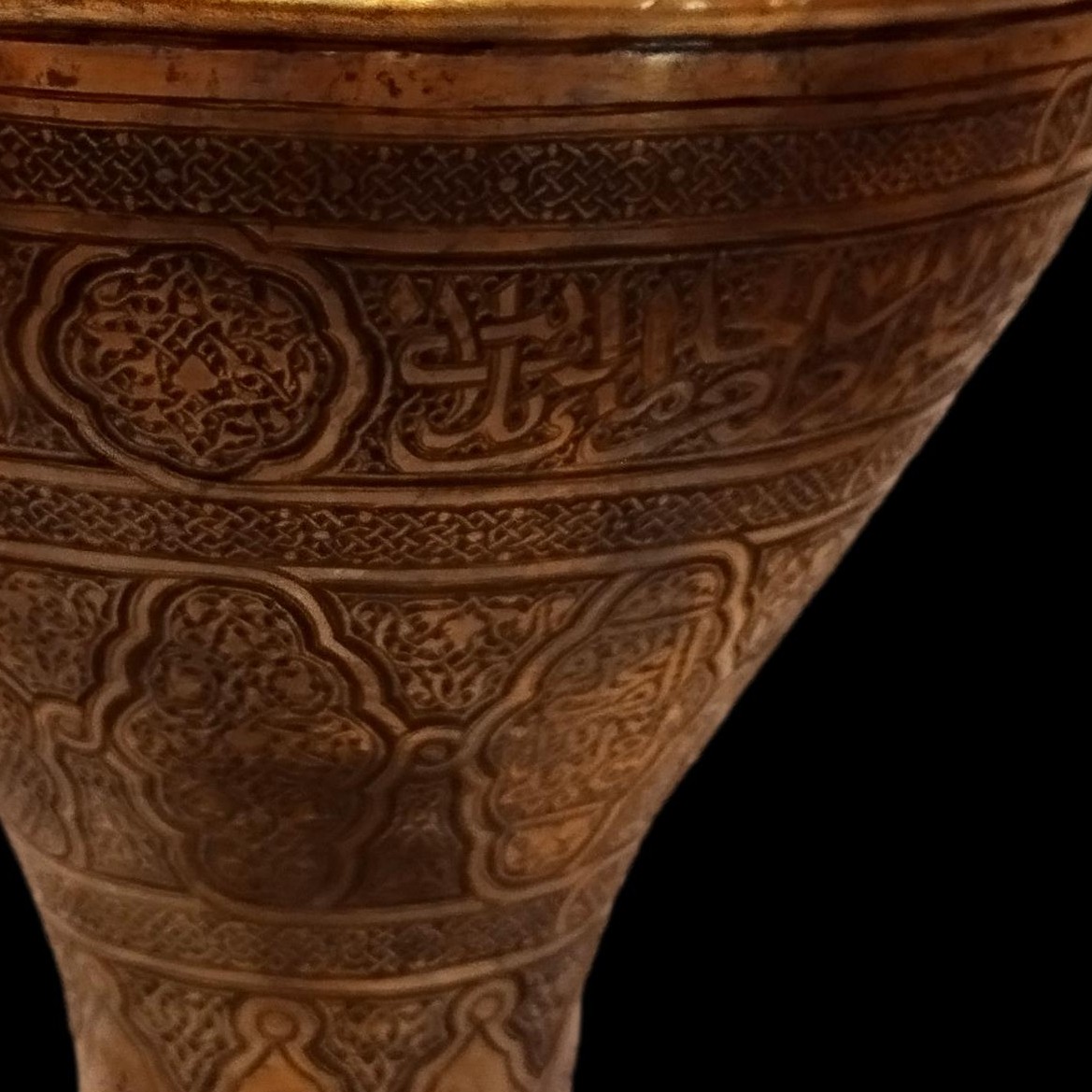 Brûle-parfum en laiton ciselé, Ht 53,5 cm, grande pièce de qualité de la fin du XIXème siècle-photo-5