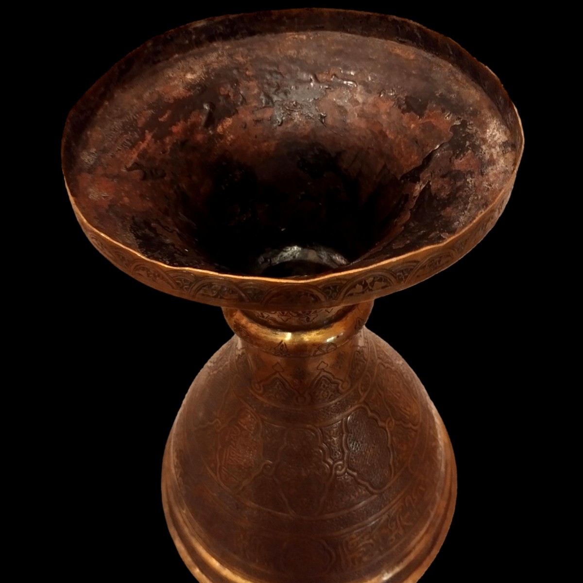 Brûle-parfum en laiton ciselé, Ht 53,5 cm, grande pièce de qualité de la fin du XIXème siècle-photo-6