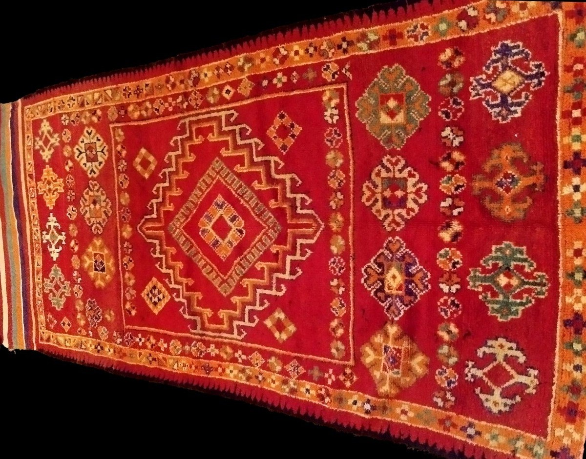 Oulad Bousbaa Rug From Chennana, 148 X 393 Cm, Hand-knotted Wool On Wool, Morocco Before 1950-photo-4